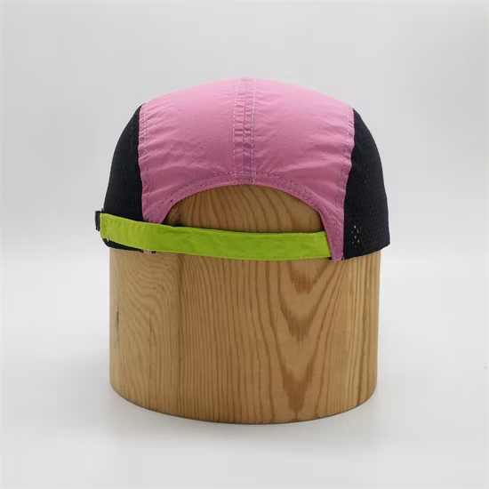 Maßgeschneiderte, hochwertige, unstrukturierte 5-Panel-Laser-Cut-Löcher-Lauf-Entenschnabel-Mütze für Herren, Outdoor-Camper-Mütze, schnell trocknende Nylon-Camp-Kappe